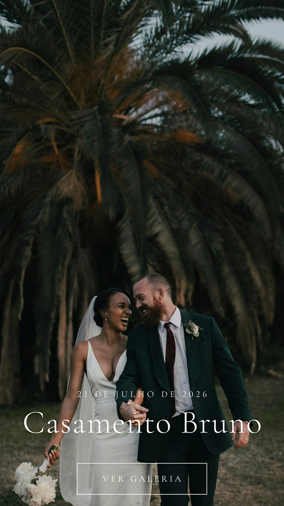 Capa de galeria de casamento no app do Sineto Studio, com foto dos noivos, data e botão 'ver galeria'